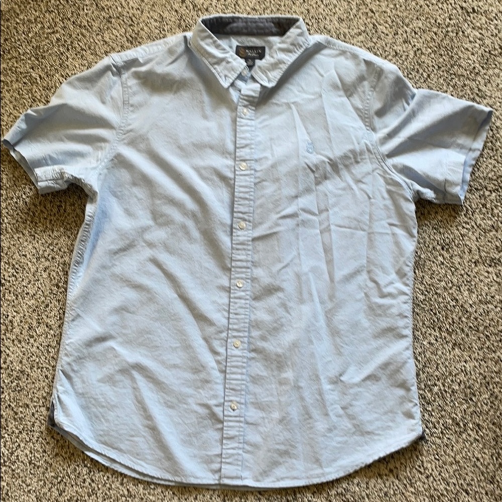 Wallin & bro. Collared dress shirt. Size XL.